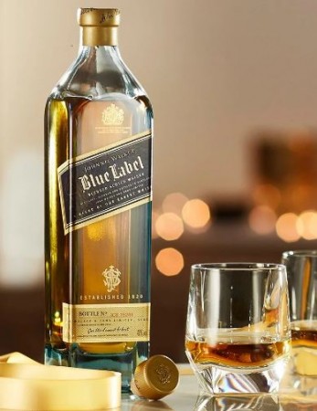 Johnnie Walker to be sold in paper bottles from next year
