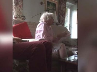 Grandma gets shocked at England's victory, celebrated fiercely!
