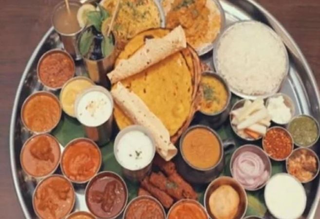 This is the ' Dara Singh ' platter, if finished in 30 minutes, you will become a star