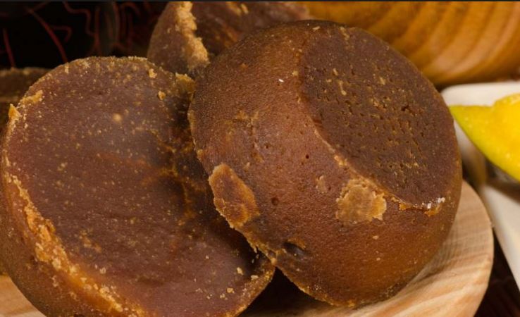 These 5 major disadvantages caused by eating jaggery