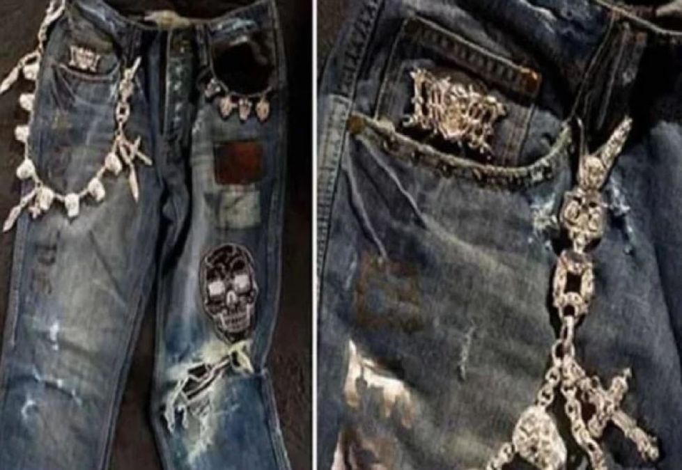 Neither it has gold nor silver, yet the price of jeans is blowing around the world.