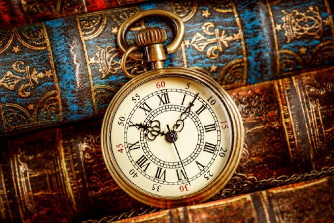 ये है दुनिया की सबसे पुरानी घड़ी, समय के साथ-साथ बताती है भविष्य