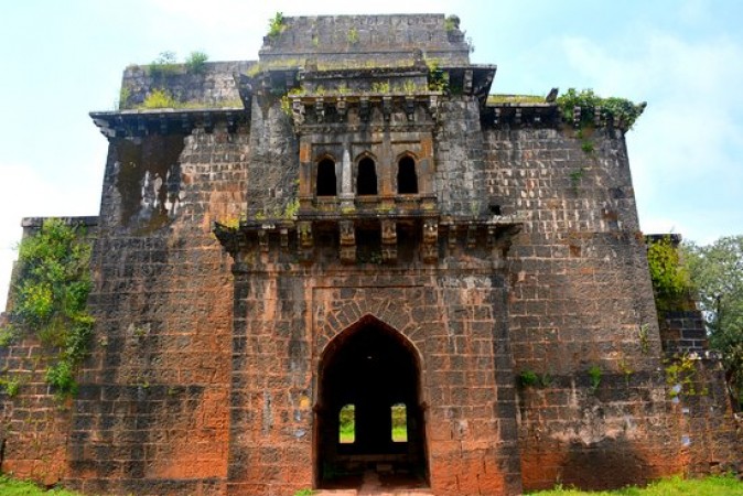 800 years old panhala fort called 'Snake Fort'