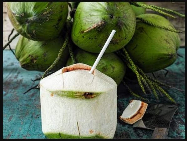 OMG ! पिछले 28 सालों से नारियल पानी पर जिंदा है शख्स