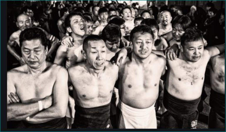 Men walk naked on this festival of Japan, know what is the reason