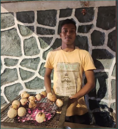 Zomato promises help, says story of litty chokha seller on social media