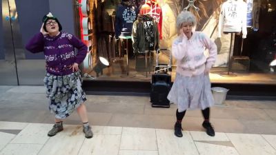 Video : विदेशी Grannies ने किया पंजाबी गाने पर जमकर डांस