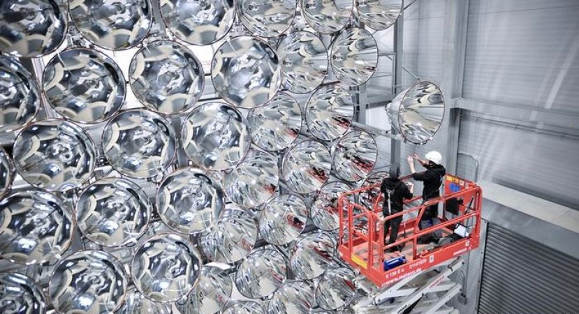 वैज्ञानिकों ने 149 स्पॉटलाइट से बनाया Artificial Sun