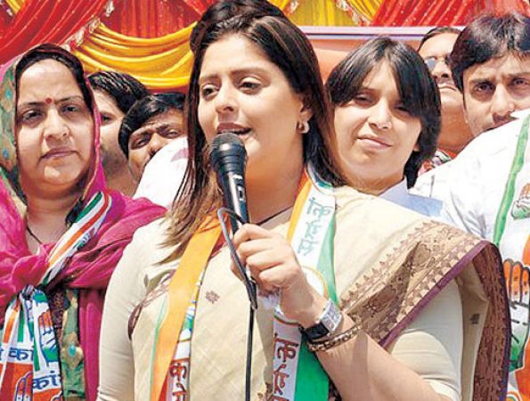 ये हैं भारत की महिला राजनेता, जिनकी खूबसूरती के हर तरफ हैं जलवे