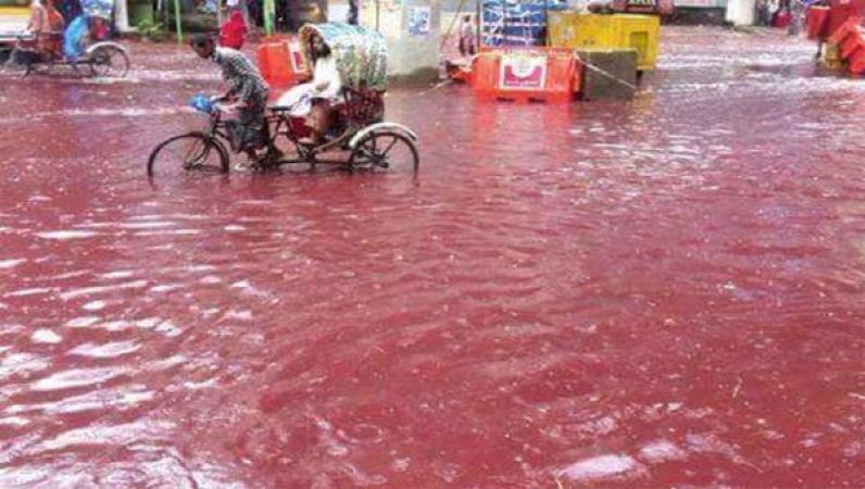 केरल में बरसा था आसमान से खून