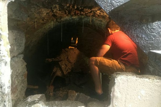 Person was getting bored in lockdown, found 120 year old tunnel in his house