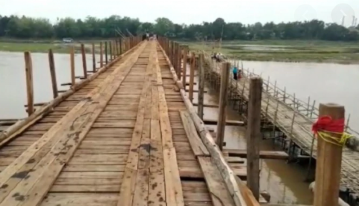 बिना सरकार की मदद से यहां के लोगों ने बना दिया एक करोड़ की लागत का पुल