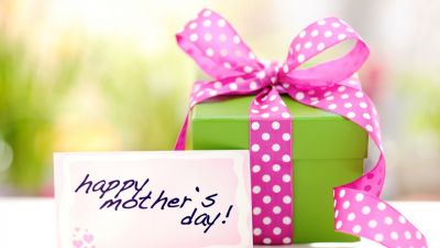 Mother's Day 2018 : ये गिफ्ट्स देकर आप अपनी माँ को कर सकते हैं खुश
