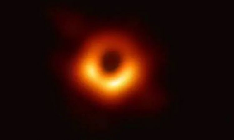 ये है वो शख्स जिन्होंने दुनिया को दी पहली Black hole की तस्वीर
