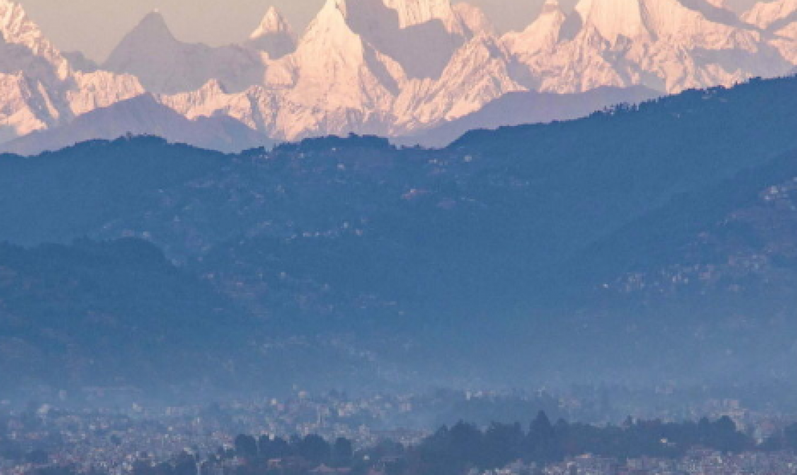 लॉकडाउन के चलते प्रकृति का बदला रूप, सालों बाद नजर आए माउंट एवरेस्ट के पहाड़