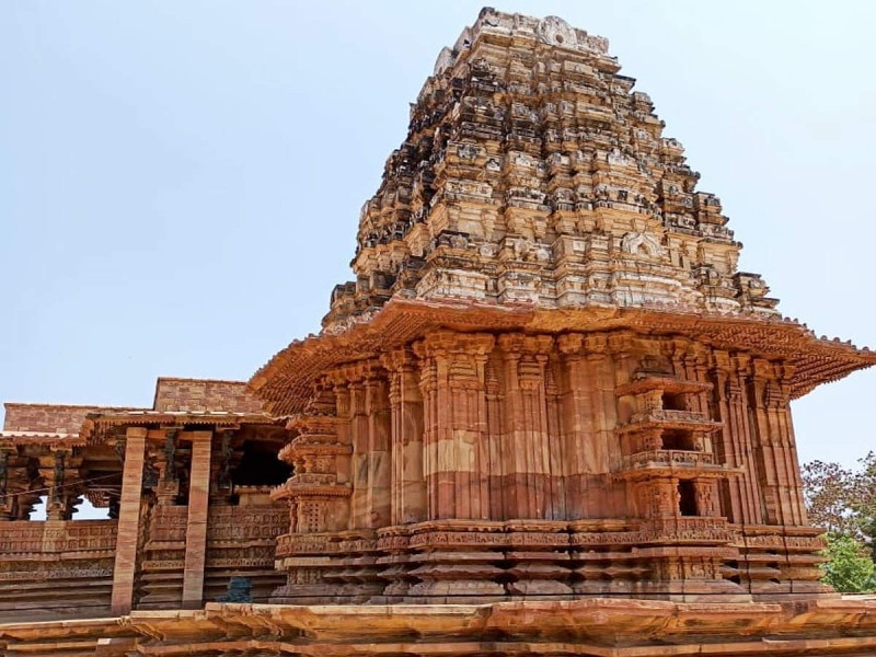 This huge temple of Telangana remained same for last 800 years