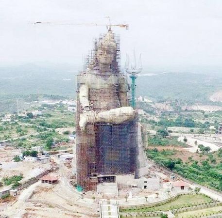 यहां बनाई जा रही दुनिया की सबसे बड़ी शिव प्रतिमा, अगस्त में होगा काम खत्म