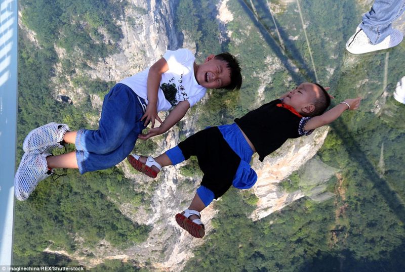 सबसे ऊँचा है चीन का 'झांगजियाजी'