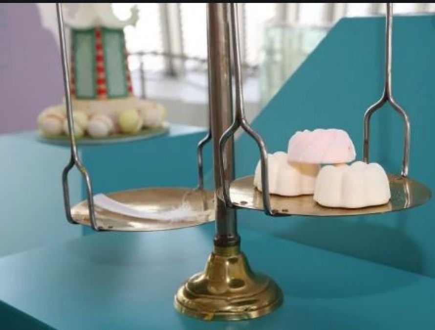 This dessert made from the air is lightest in weight