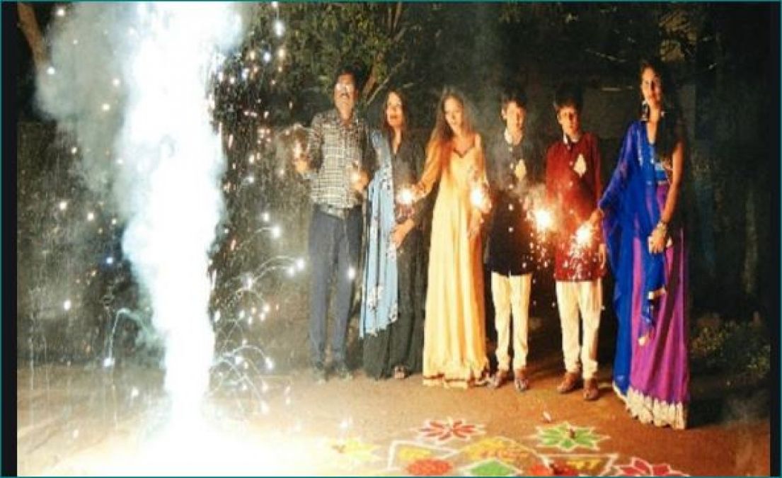 This Muslim family celebrating Diwali due to this reason for last 14 years