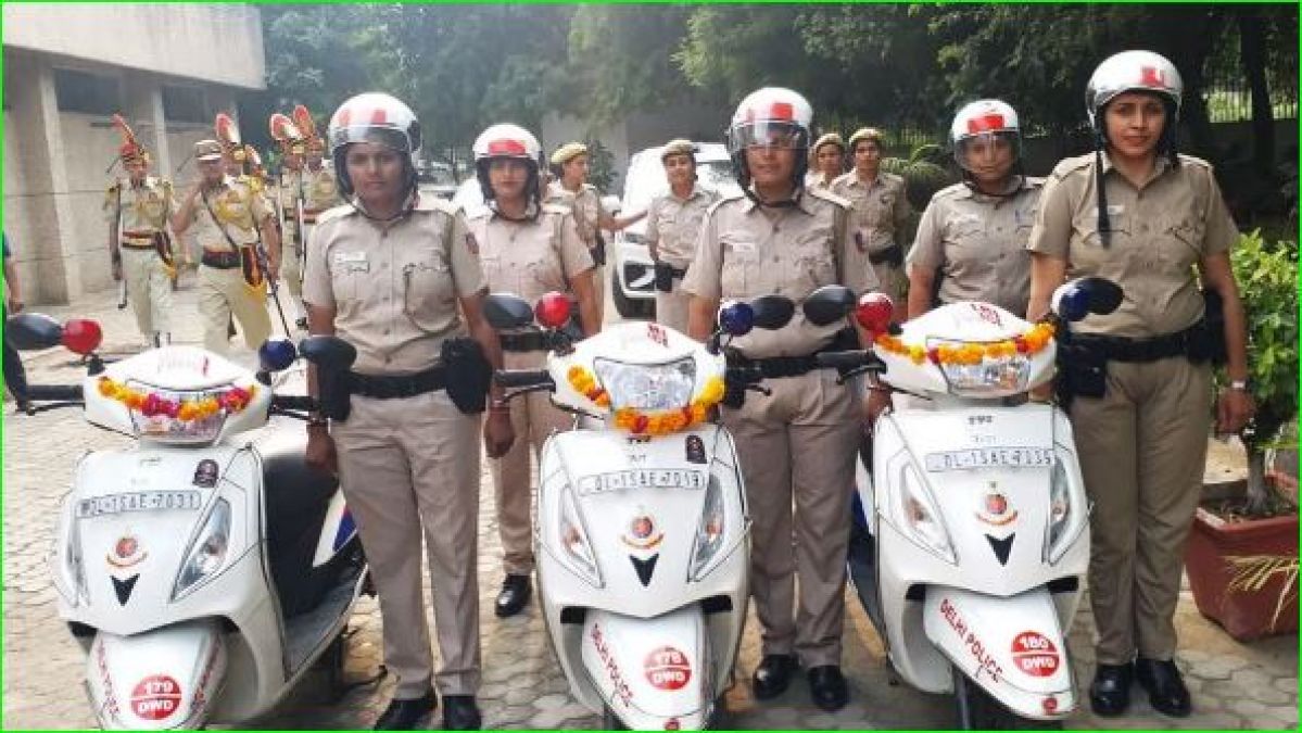Delhi Police’s women patrolling unit get pink scooters