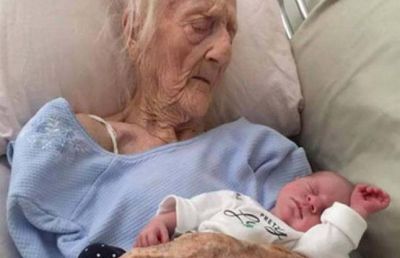 OMG ! 101 साल में मां बनी यह महिला