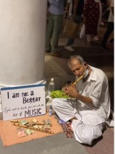 VIDEO: Elderly man playing flute, hits up entire social media
