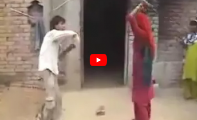 Video : करवा चौथ पर पत्नी ने कुछ इस तरह की पति की पूजा