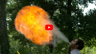 Video : तो इस तरह निकाले जाते हैं मुँह से आग के गोले