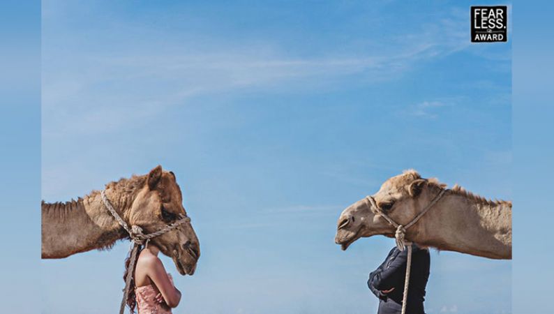 वेडिंग की इन खूबसूरत तस्वीरों के फोटोग्राफर को मिला अवार्ड