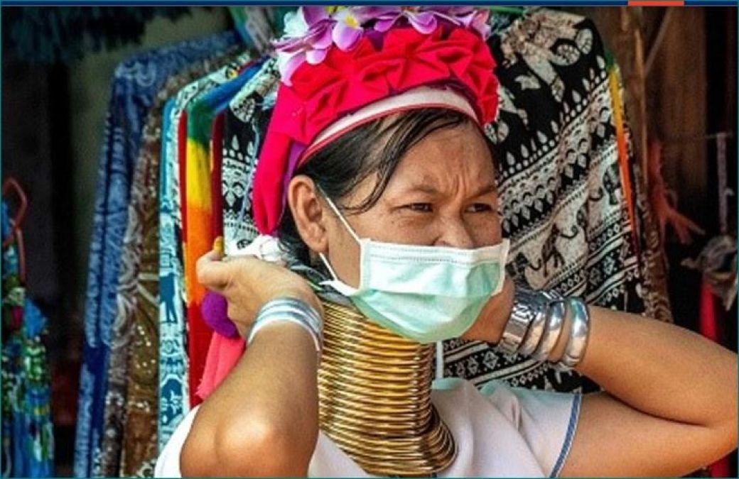 थाईलैंड की लंबी गर्दन वाली औरतें के कबीलों पर भी पड़ी कोरोना की मार