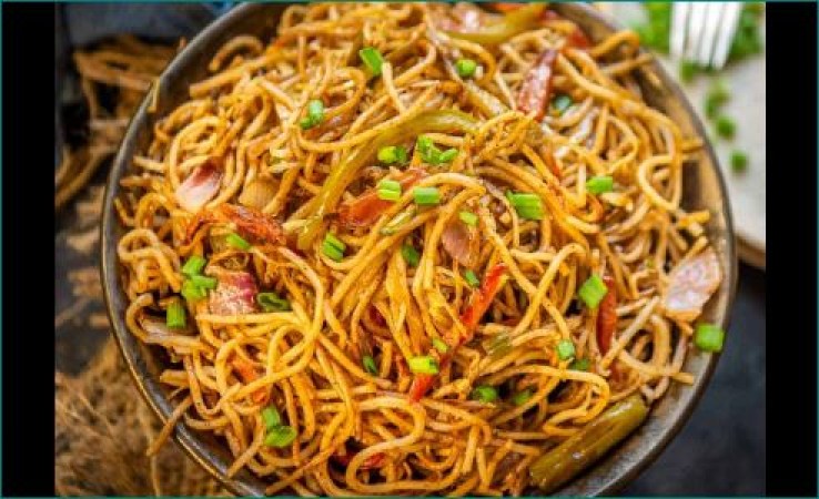 Police arrest food seller who used to mix opium things in noodles
