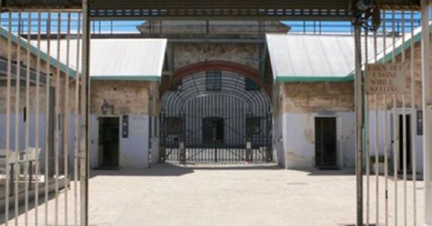 इंदौर में खुली अनोखी जेल, जहां रहना पसंद करेंगे आप