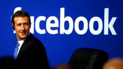 13 साल में आज तक नहीं बदला Facebook का कलर, जानिए क्यों?