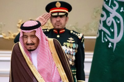 सऊदी के शाही परिवार पर 'कोरोना' का हमला, आइसोलेशन में गए किंग सलमान