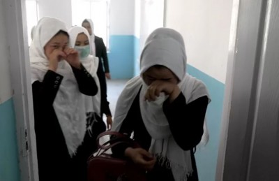 'स्कूल नहीं जा सकेंगी 10 साल से बड़ी बच्चियां..', इस्लाम के नाम पर ये क्या कर रहा तालिबान ?