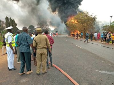तंजानिया में तेल टैंकर में विस्फोट, अब तक 57 लोगों की मौत
