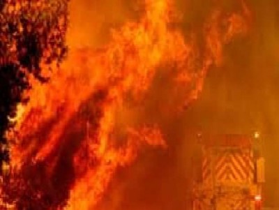 Fire wreaks havoc in California's forest, hundreds of homes burnt