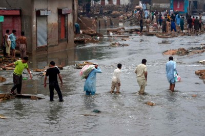 पानी-पानी हुआ कराची, भारी बारिश के चलते 19 लोगों की मौत