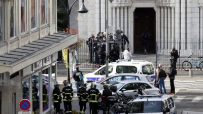 France orders to investigate 76 mosques, suspects to be involved in terrorist activities