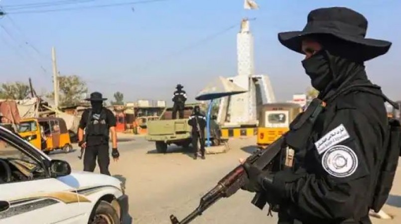 अफगानिस्तान में 'तालिबानी' इंसाफ, हत्या के दोषी को सरेआम फांसी पर लटकाया