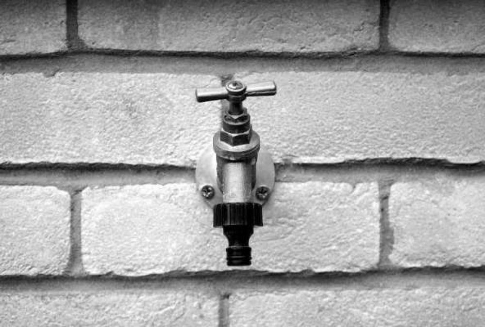 Three lakh liters of water stolen in Australia battling drought, stir in police department