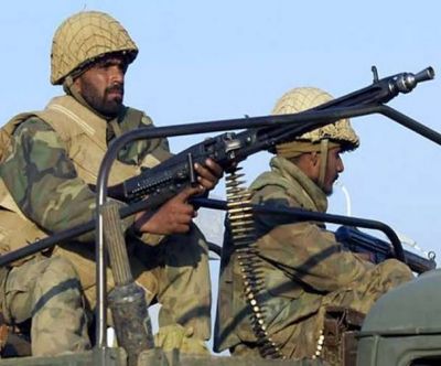 अमेरिकी ट्रंप प्रशासन ने पाकिस्तान के लिए सैन्य प्रशिक्षण जारी की मंज़ूरी