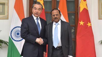 भारत-चीन बैठक: दोनों देशों ने स्वीकारा, बेहतर संबंधों के लिए सीमा पर शांति जरुरी