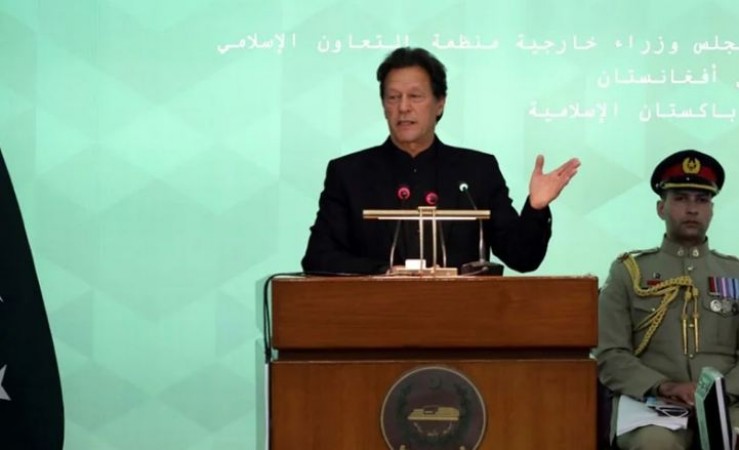 Pakistan and Taliban clash over border, what will Imran do now?