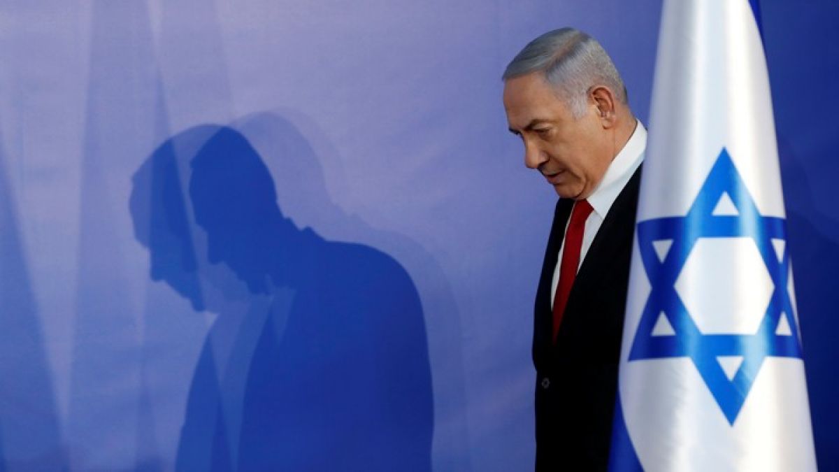 Rocket fired by Israel from Gaza, PM Netanyahu fled the stage