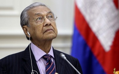 Malaysian PM resigned, supported Pakistan on Kashmir issue