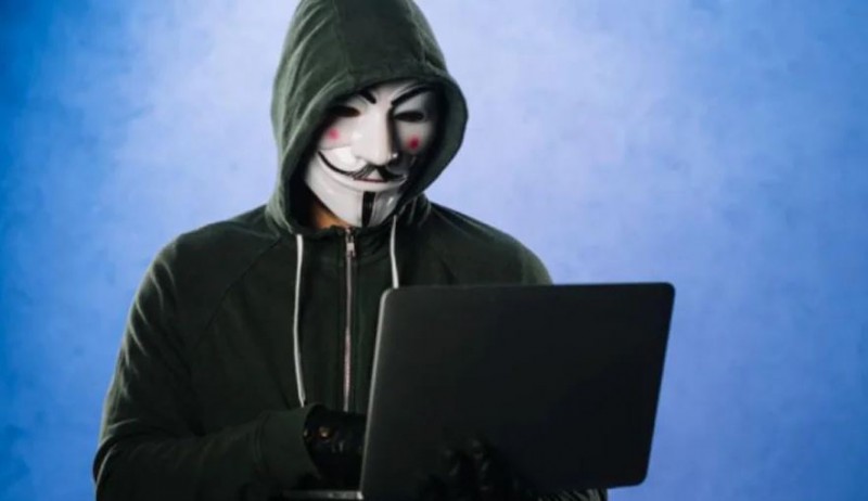Ukraine got hacker's support, many Russian government websites down