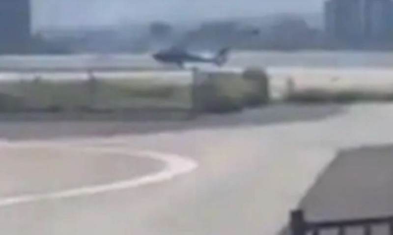 Video: हवा में टकराए दो हेलीकाप्टर और मच गई तबाही, कई लोगों की मौत