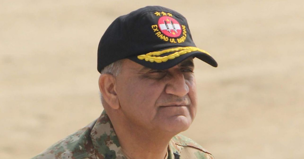 Army chief Bajwa gets Imran's support, tenure may increase